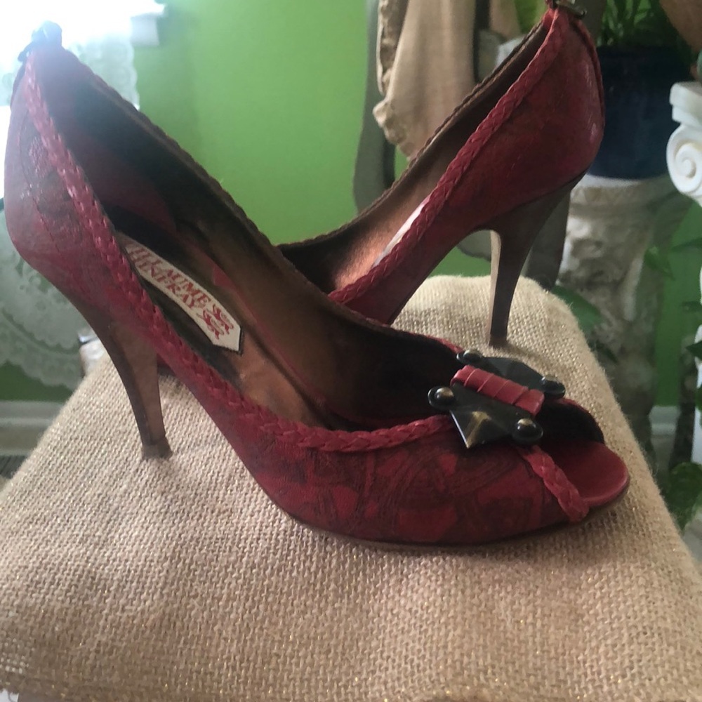 Red Guillaume Hinfray heels
